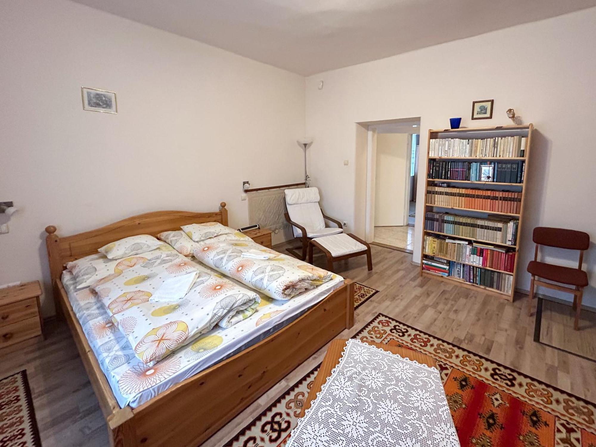 Oeroemvoelgy Vendeghaz Hotel Bozsva Екстериор снимка